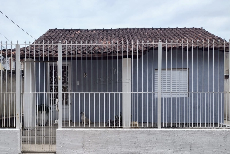Casa em condomínio, 03 dormitórios, suíte, 2 vagas. Cristal, P. Alegre: 2ª foto da galeria de imagens do imóvel