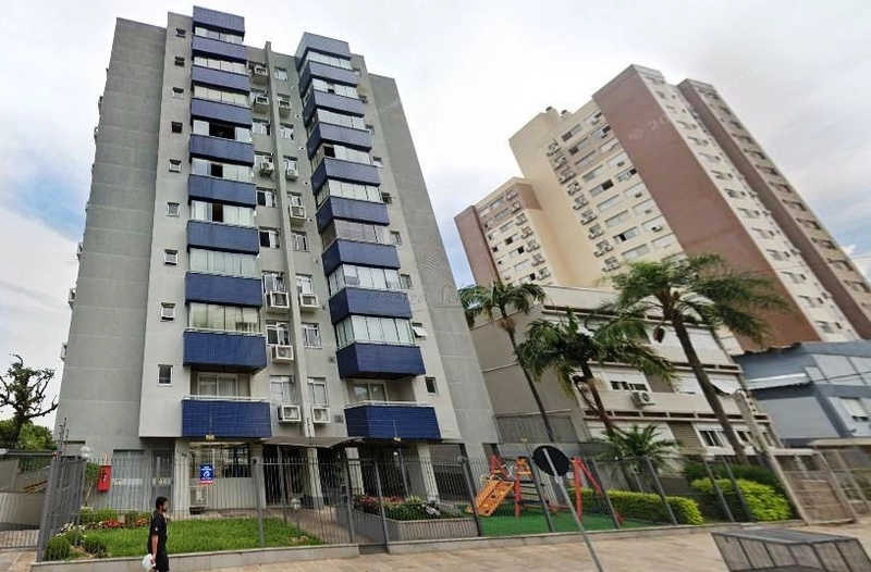 Apartamento 2 dormitórios,  1 vaga, 71m² priv, Santana, Porto Alegre: 1ª foto da galeria de imagens do imóvel