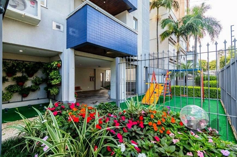 Apartamento 2 dormitórios,  1 vaga, 71m² priv, Santana, Porto Alegre: 2ª foto da galeria de imagens do imóvel