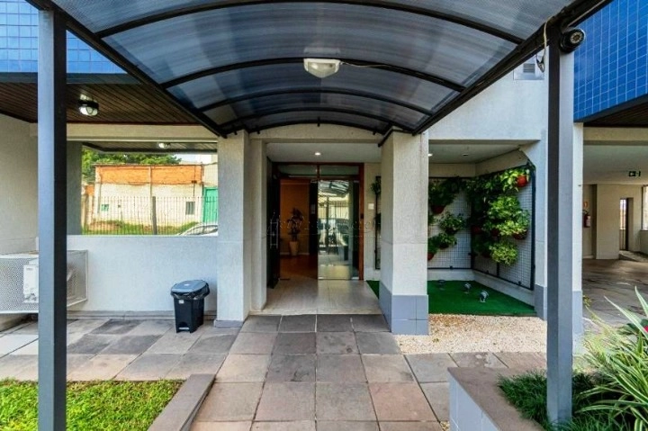 Apartamento 2 dormitórios,  1 vaga, 71m² priv, Santana, Porto Alegre: 3ª foto da galeria de imagens do imóvel