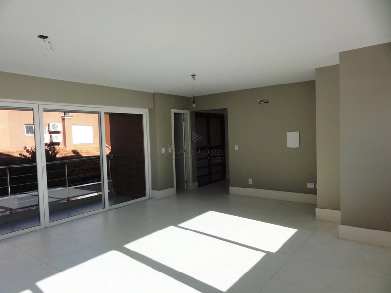 Casa condomínio, 4 dormitórios, 3 vagas, Vila Assunção, zona sul, POA.: 2ª foto da galeria de imagens do imóvel