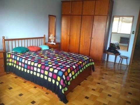 Casa 03 quartos, 04 vagas, piscina, na Medianeira, Porto Alegre, RS: 9ª foto da galeria de imagens do imóvel
