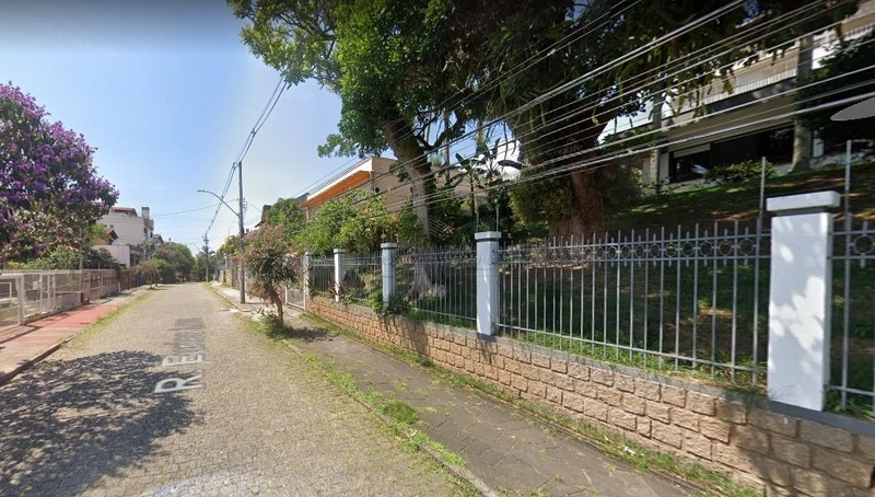 Casa 03 quartos, 04 vagas, piscina, na Medianeira, Porto Alegre, RS: 29ª foto da galeria de imagens do imóvel
