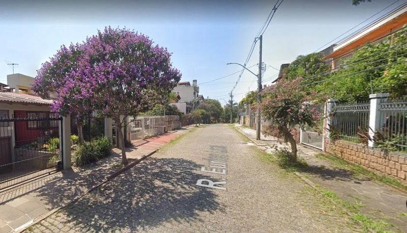 Casa 03 quartos, 04 vagas, piscina, na Medianeira, Porto Alegre, RS: 27ª foto da galeria de imagens do imóvel