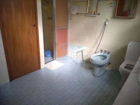 Casa 03 quartos, 04 vagas, piscina, na Medianeira, Porto Alegre, RS: 16ª foto da galeria de imagens do imóvel