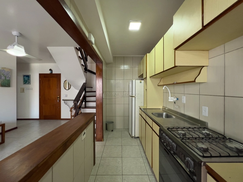 Cobertura duplex, 02 quartos, suite, 01 vaga, Capão da Canoa, RS: 9ª foto da galeria de imagens do imóvel