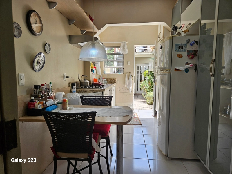 Apartamento 2 dormitórios, 1 vaga, pátio privativo, Porto Alegre, RS: 23ª foto da galeria de imagens do imóvel