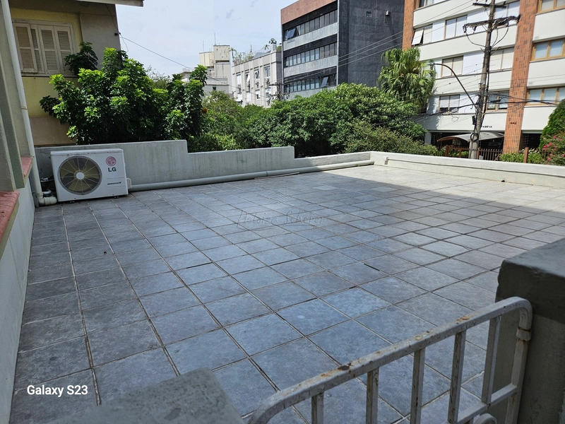 Apartamento 2 dormitórios, 1 vaga, pátio privativo, Porto Alegre, RS: 43ª foto da galeria de imagens do imóvel
