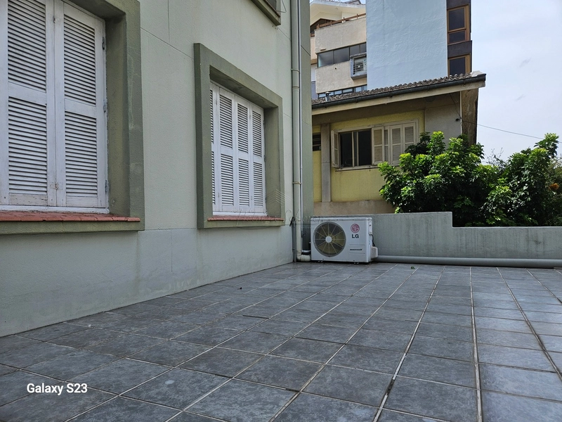 Apartamento 2 dormitórios, 1 vaga, pátio privativo, Porto Alegre, RS: 44ª foto da galeria de imagens do imóvel