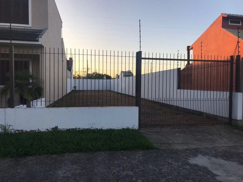 Terreno 195 m², loteamento Vivendas de Nova Ipanema, Hípica, P. Alegre: 1ª foto da galeria de imagens do imóvel