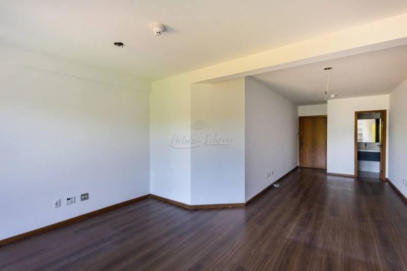 Sala comercial, com garagem em Petrópolis , Porto Alegre, RS: 1ª foto da galeria de imagens do imóvel