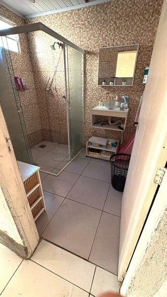 Casa na Hipica, 03 dormitórios, terreno 500m²: 5ª foto da galeria de imagens do imóvel