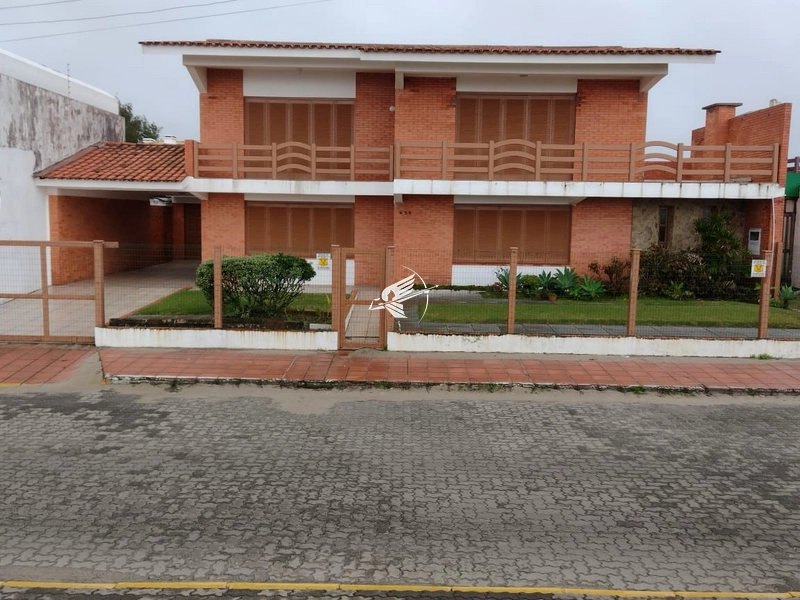 Sobrado na Beira Mar de Atlântida: 1ª foto da galeria de imagens do imóvel