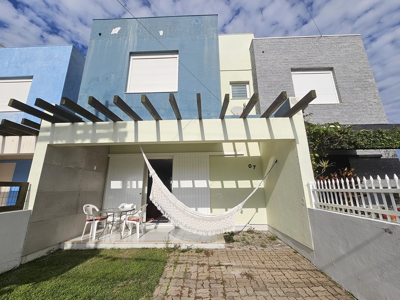 Casa à venda no Arpoador em Xangri-Lá: 1ª foto da galeria de imagens do imóvel