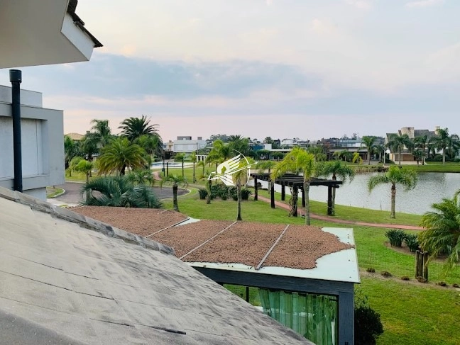 Casa Frente Lago à venda no condomínio Quintas do Lago em Xangri-Lá: 22ª foto da galeria de imagens do imóvel