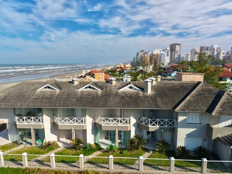 CASA EM RESIDENCIAL À VENDA: 3ª foto da galeria de imagens do imóvel