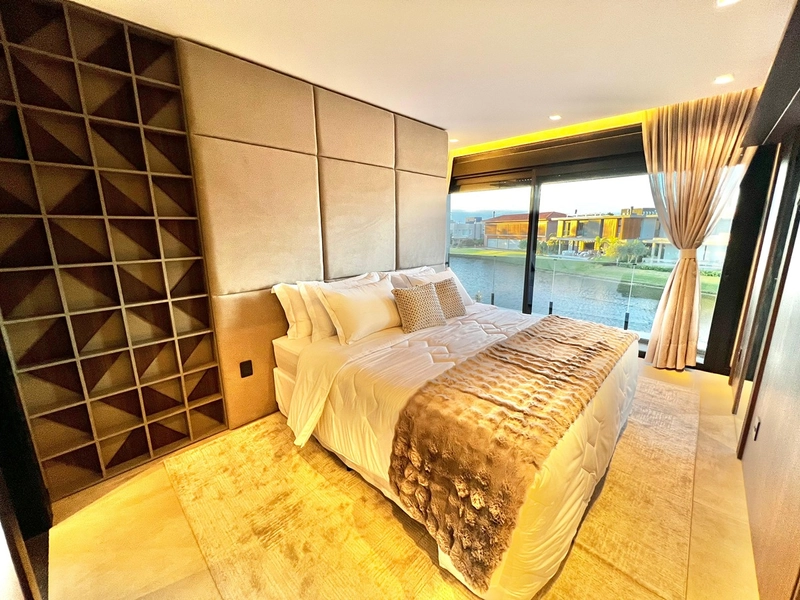 Casa Beira Lago à venda no condomínio Enseada Lagos - Xagri-Lá: 14ª foto da galeria de imagens do imóvel
