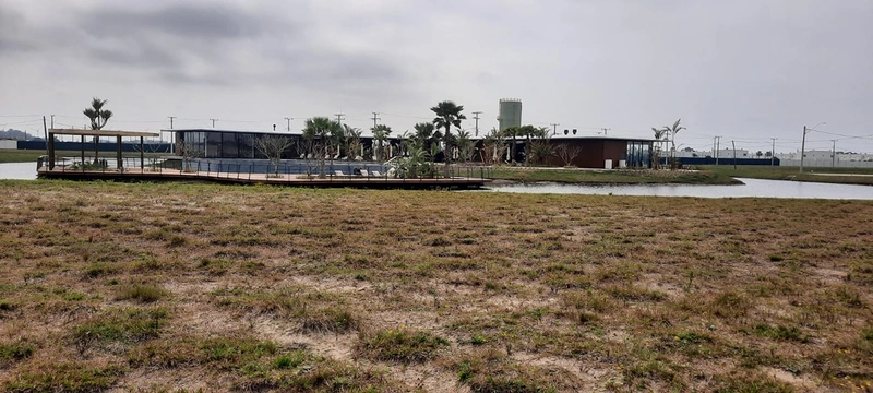 Lote/Terreno beira lago à venda no condomínio Zen Concept Resort : 2ª foto da galeria de imagens do imóvel