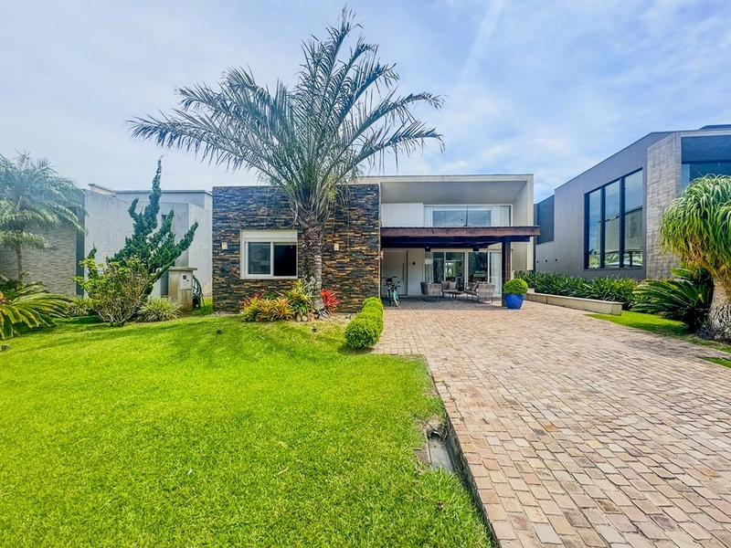 Casa a venda no condomínio ventura : 8ª foto da galeria de imagens do imóvel