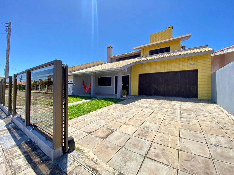 Casa à venda no Centro de Xangri-Lá: 3ª foto da galeria de imagens do imóvel