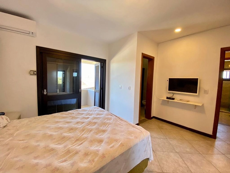 Casa à venda no Centro de Xangri-Lá: 29ª foto da galeria de imagens do imóvel