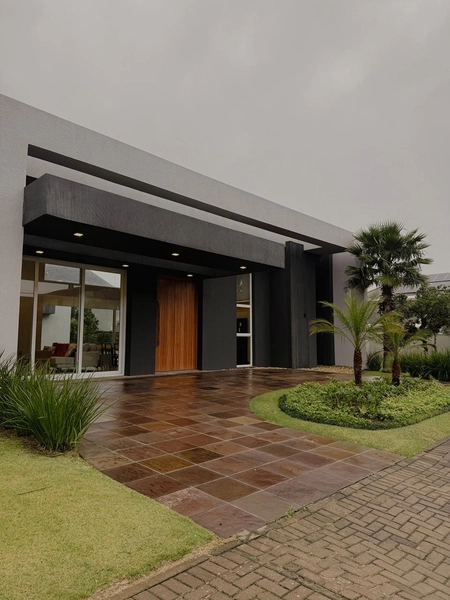 Casa à venda no condomínio Velas da Marina : 2ª foto da galeria de imagens do imóvel