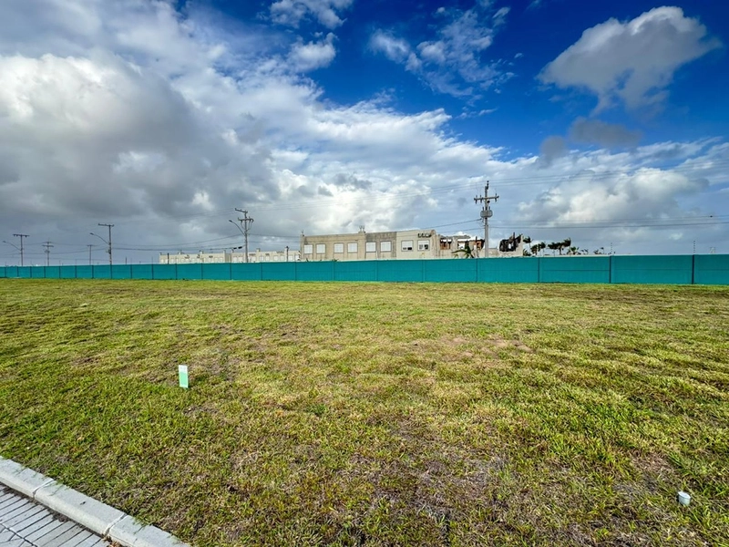 Lote/Terreno à venda no condomínio Wave em Xangri-Lá: 1ª foto da galeria de imagens do imóvel