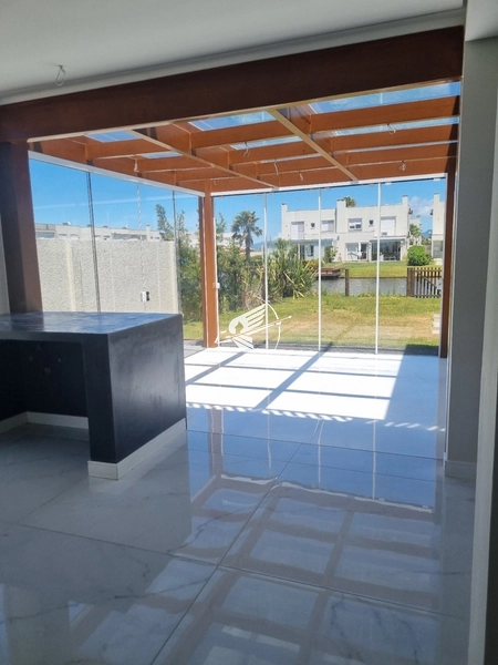 Casa à venda no condomínio Pateo Marbella: 4ª foto da galeria de imagens do imóvel