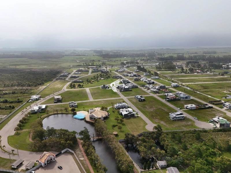Casa à venda no condomínio Terrasul: 7ª foto da galeria de imagens do imóvel