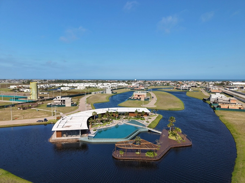 Lote/Terreno beira lago no condomínio Zen Concept Resort : 5ª foto da galeria de imagens do imóvel