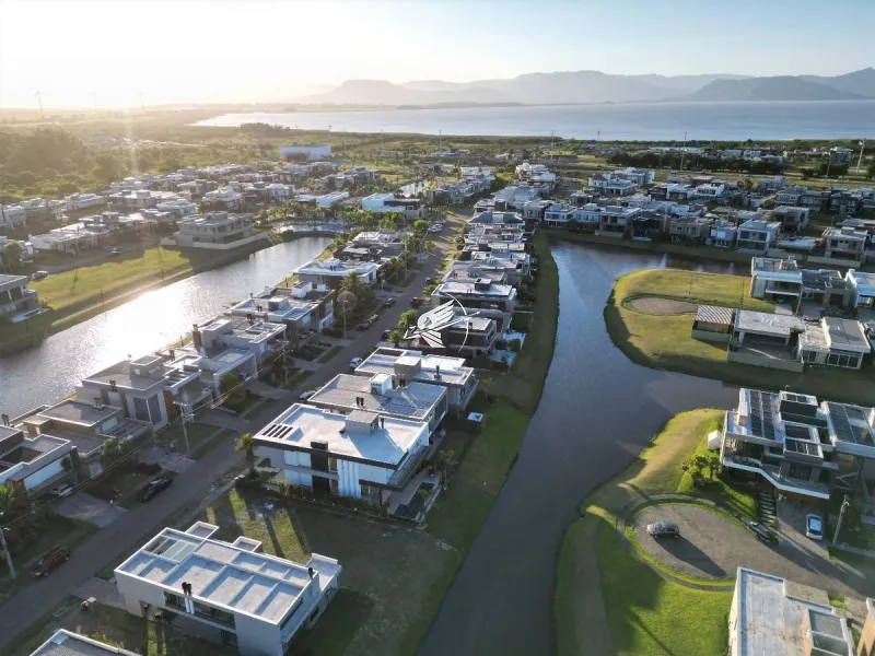 Casa à venda no condomínio Capão Ilhas Resort: 3ª foto da galeria de imagens do imóvel