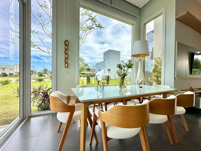 Casa à venda no condomínio Dubai Resort : 6ª foto da galeria de imagens do imóvel