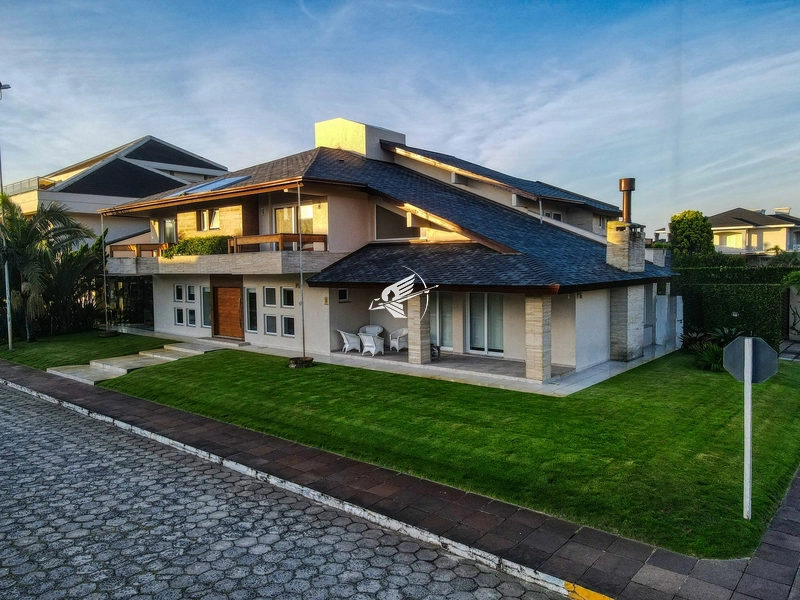 Casa á venda em Atlântida: 1ª foto da galeria de imagens do imóvel