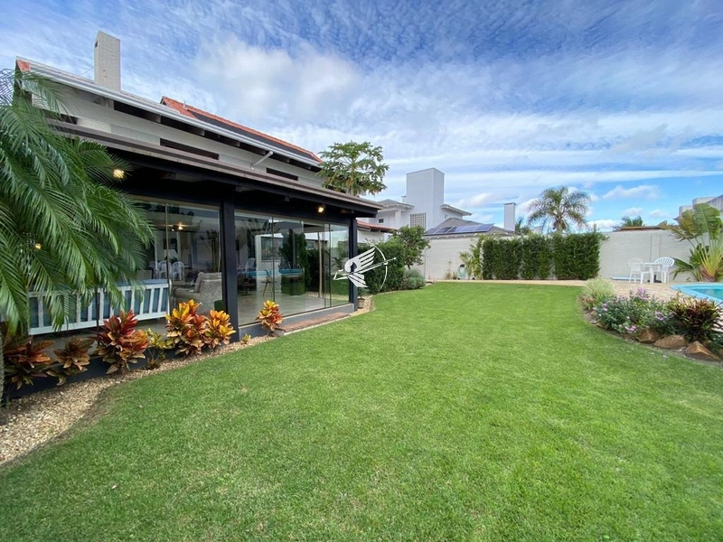 Casa á venda em Atlântida: 3ª foto da galeria de imagens do imóvel