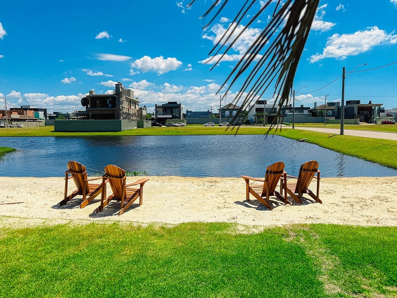 Lote/Terreno beira lago à venda no condomínio Amare Home Resort : 5ª foto da galeria de imagens do imóvel