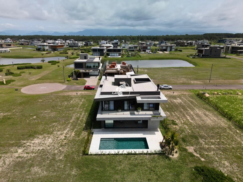 Casa à venda no condomínio Costa Serena em Capão da Canoa: 28ª foto da galeria de imagens do imóvel
