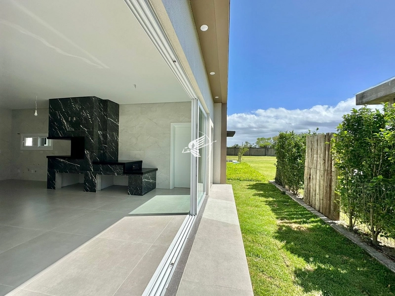 Casa à venda no condomínio Dubai: 11ª foto da galeria de imagens do imóvel