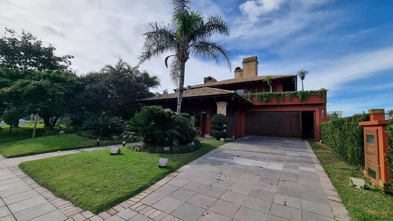 Sobrado a venda - Xangri-Lá : 2ª foto da galeria de imagens do imóvel