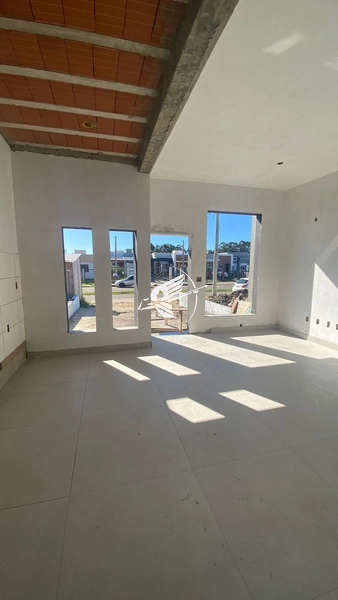 Casa á venda em Capão da Canoa: 3ª foto da galeria de imagens do imóvel