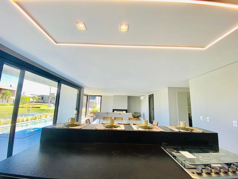 Casa Beira Lago à venda no condomínio Sunset em Xangri-Lá: 8ª foto da galeria de imagens do imóvel