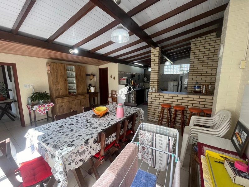 Casa à venda no Arpoador em Xangri-Lá: 1ª foto da galeria de imagens do imóvel
