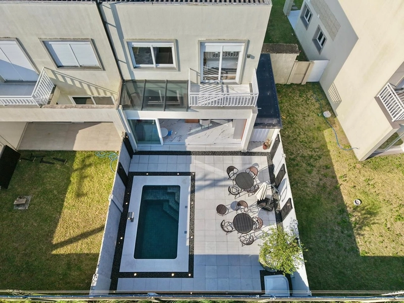 Sobrado à venda no condomínio Pateo Marbella em Xangri-Lá: 2ª foto da galeria de imagens do imóvel