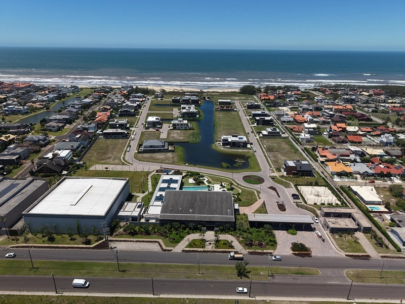 Lote/Terreno beira lago no condomínio Los Cobos em Xangri-Lá: 25ª foto da galeria de imagens do imóvel