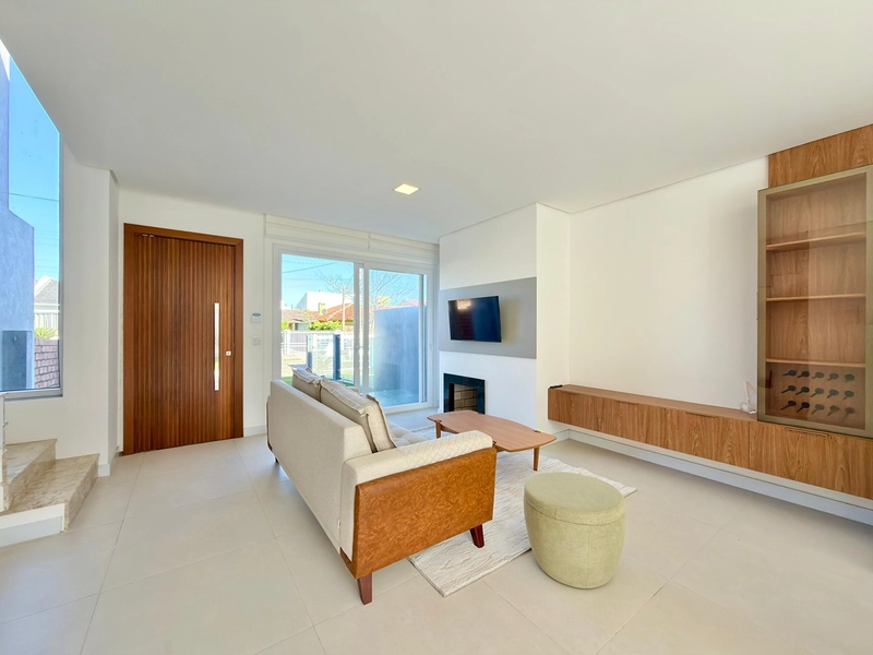 Sobrado à venda no Arpoador em Xangri-Lá: 2ª foto da galeria de imagens do imóvel