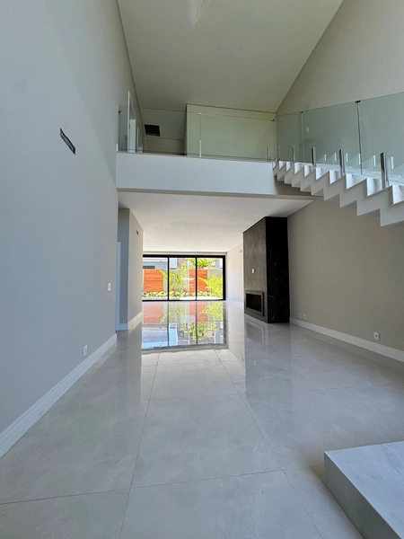 Sobrado à venda no condomínio Sunset em Xangri-Lá: 2ª foto da galeria de imagens do imóvel