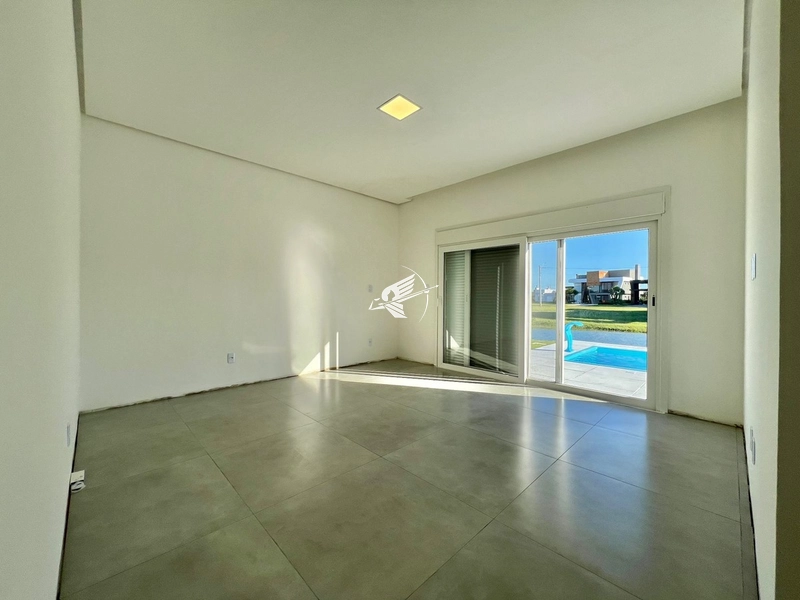 Casa à venda no condomínio Riviera: 3ª foto da galeria de imagens do imóvel