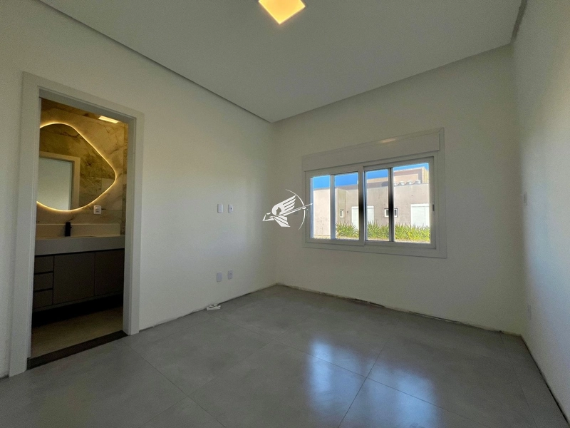 Casa à venda no condomínio Riviera: 5ª foto da galeria de imagens do imóvel
