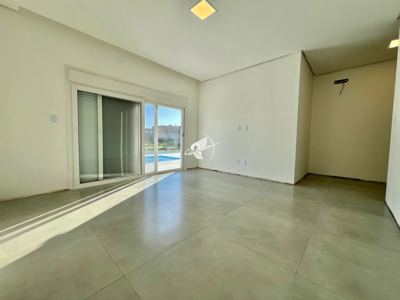 Casa à venda no condomínio Riviera: 2ª foto da galeria de imagens do imóvel
