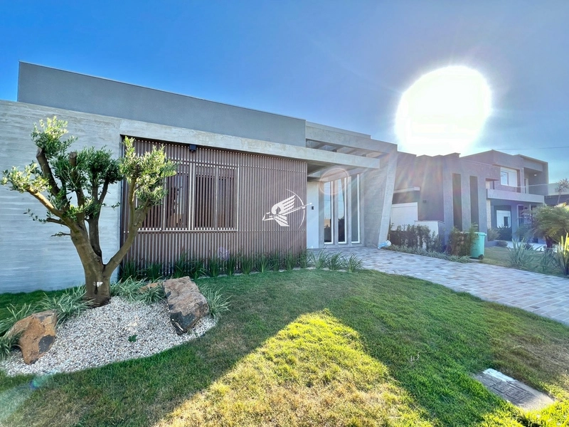 Casa à venda no condomínio Riviera: 4ª foto da galeria de imagens do imóvel