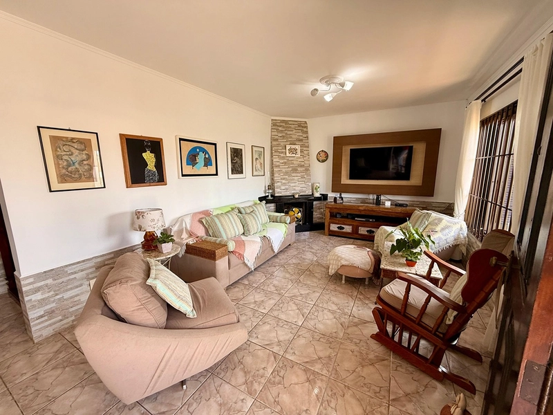 Casa à venda no Centro de Xangri-Lá: 3ª foto da galeria de imagens do imóvel